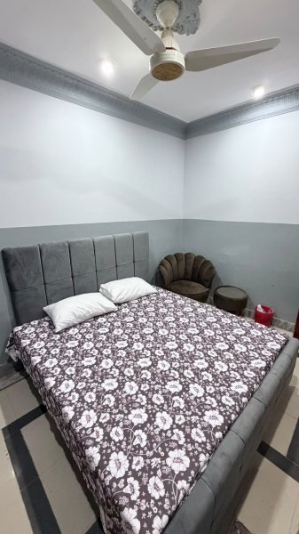 Room 32
