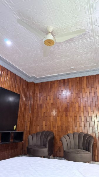 Room 43
