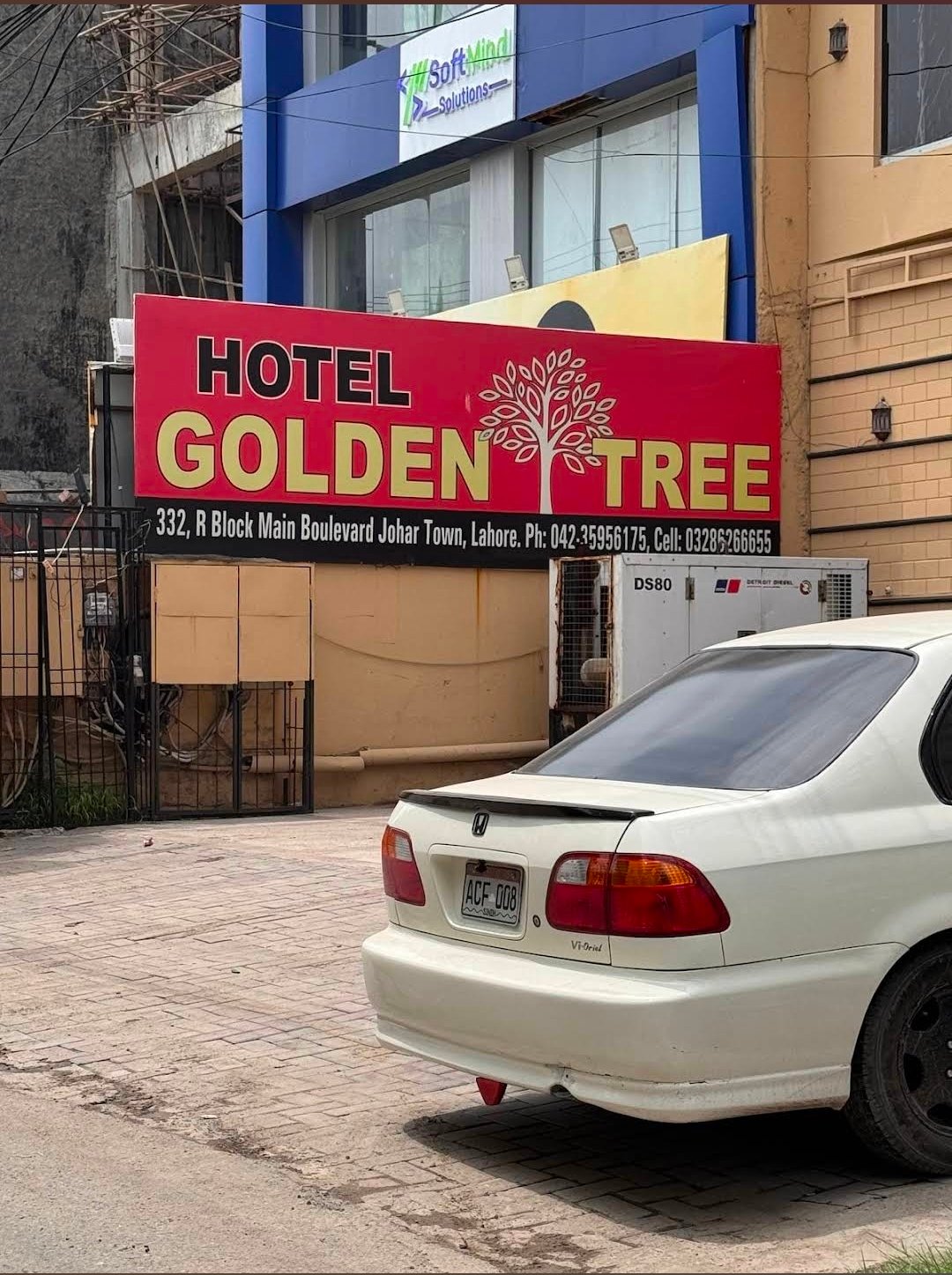 Hotel Golden Tree