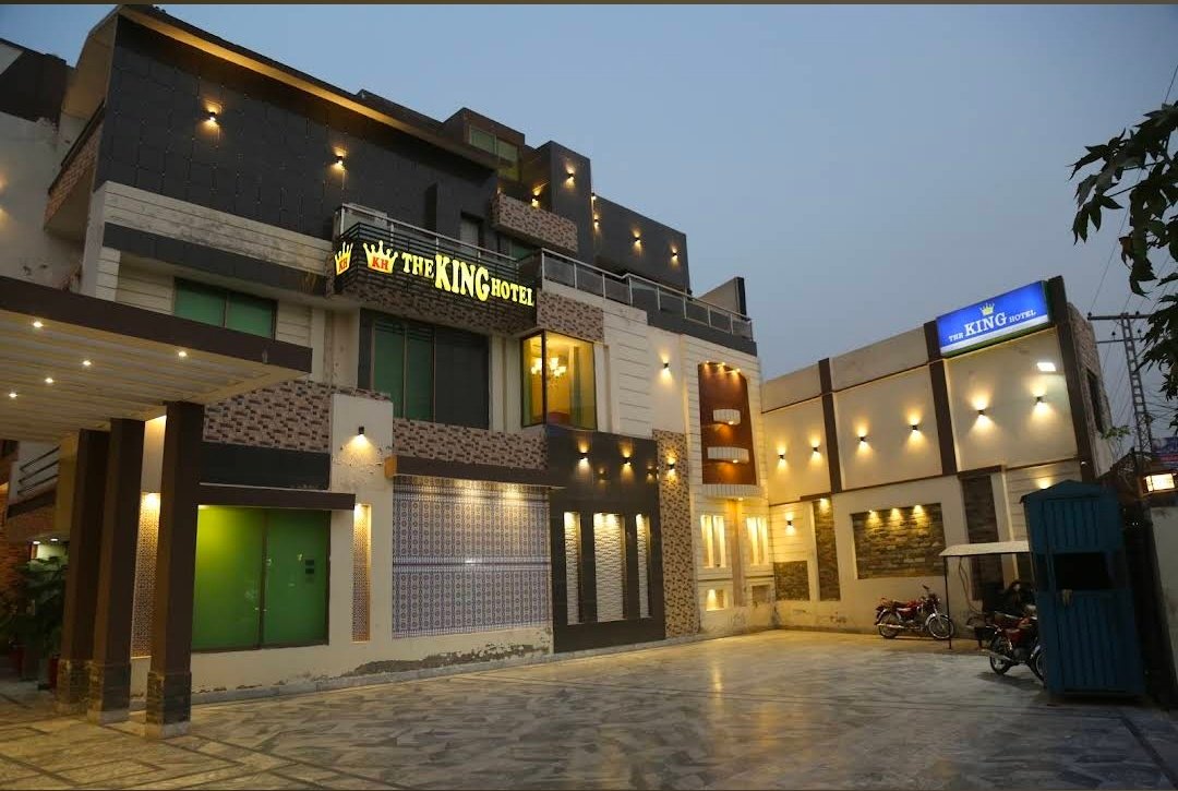 The King Hotel Multan