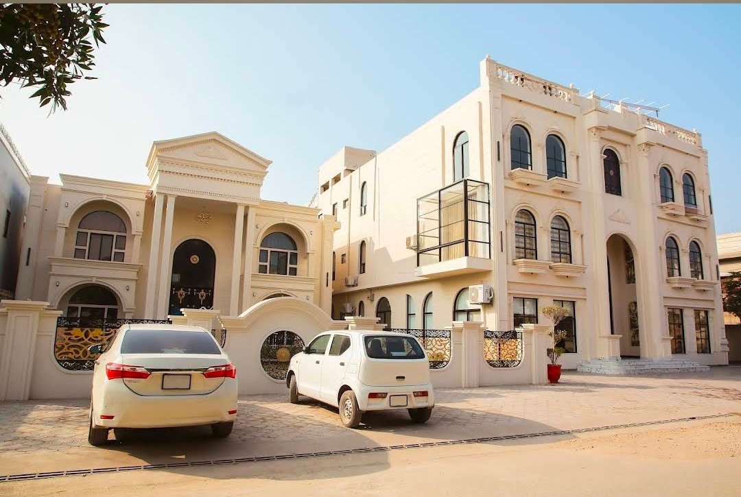 Grand Shalimar Hotel