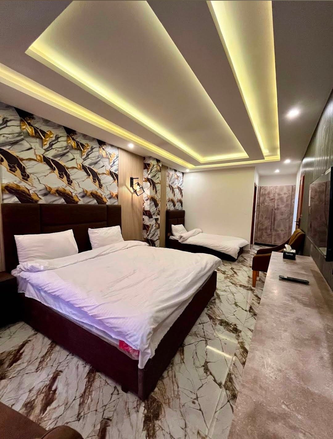 Forest Edge Hotel Murree