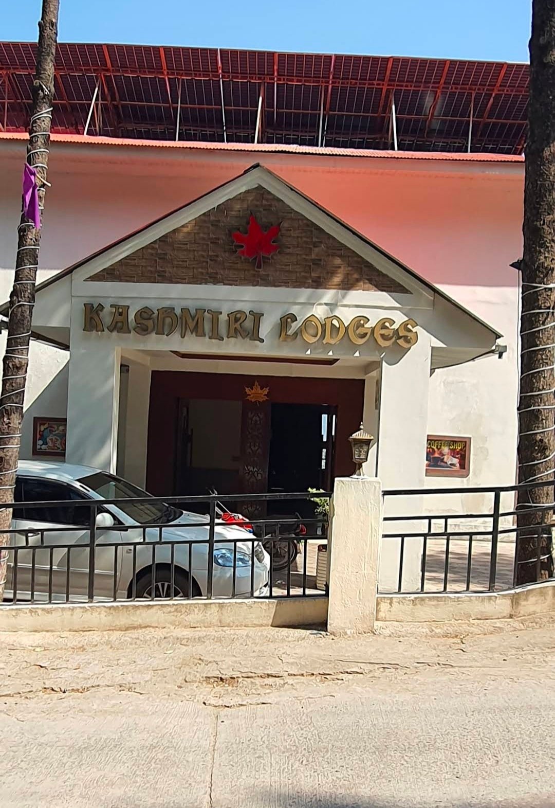 Kashmiri Lodges Murree