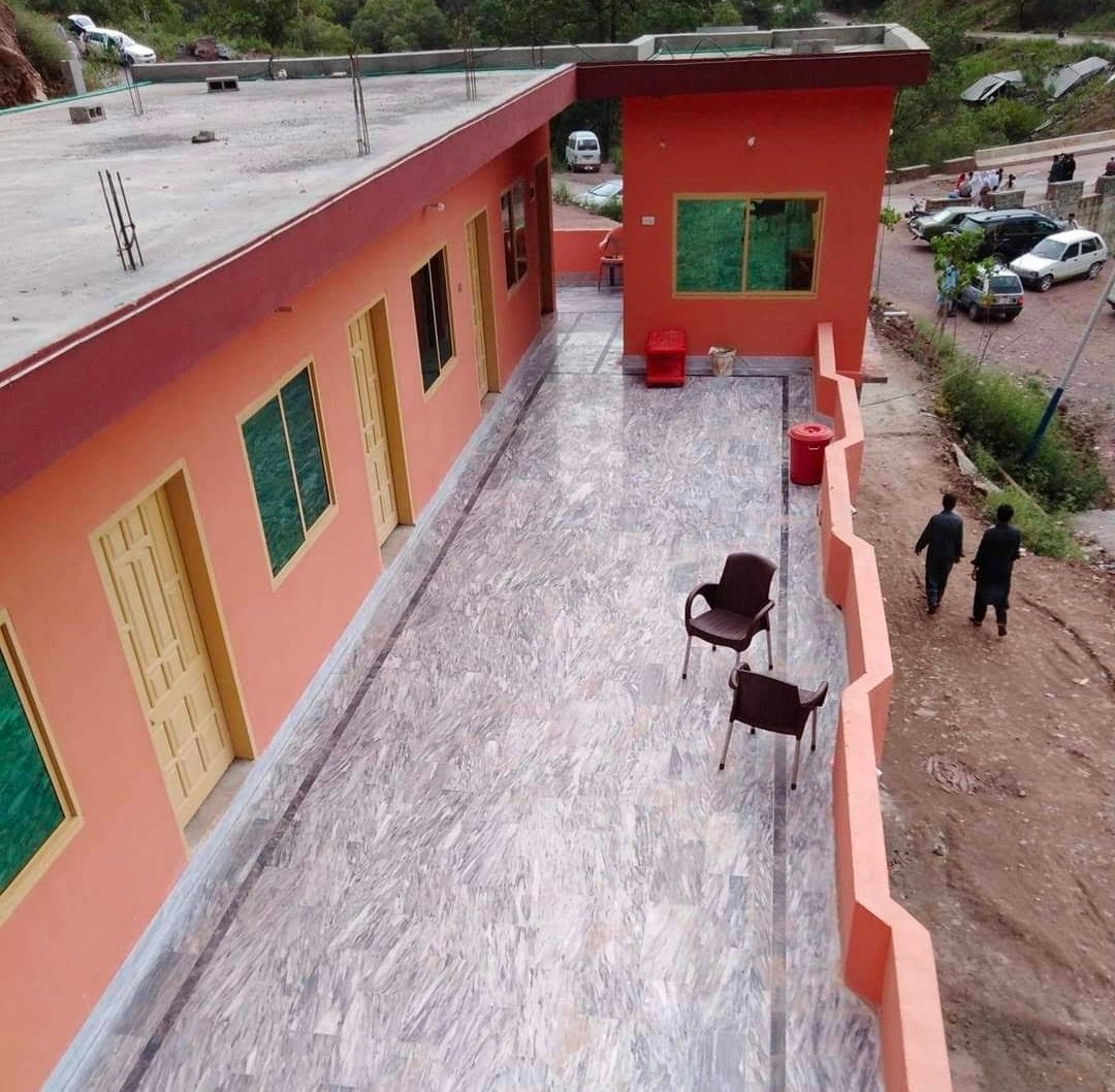 Sabri Waterfall Guest House