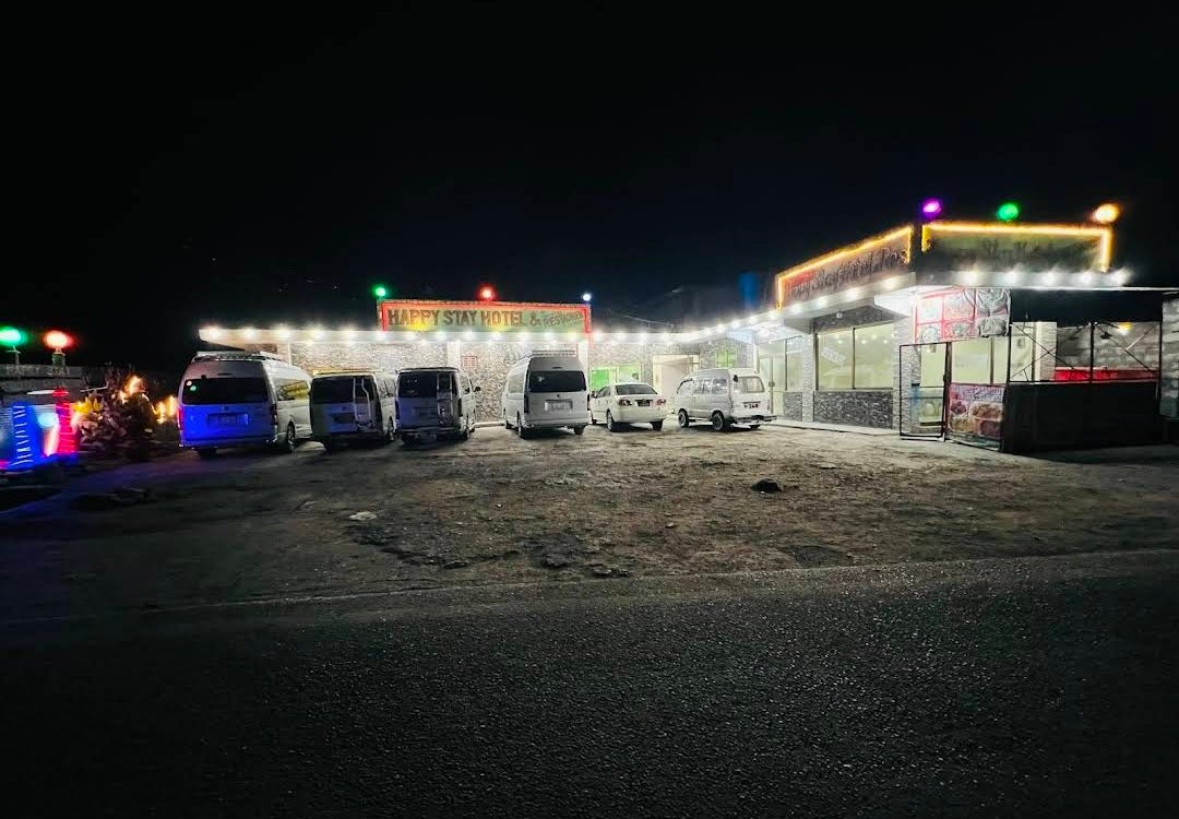 Happy Stay Hotel and Restaurant