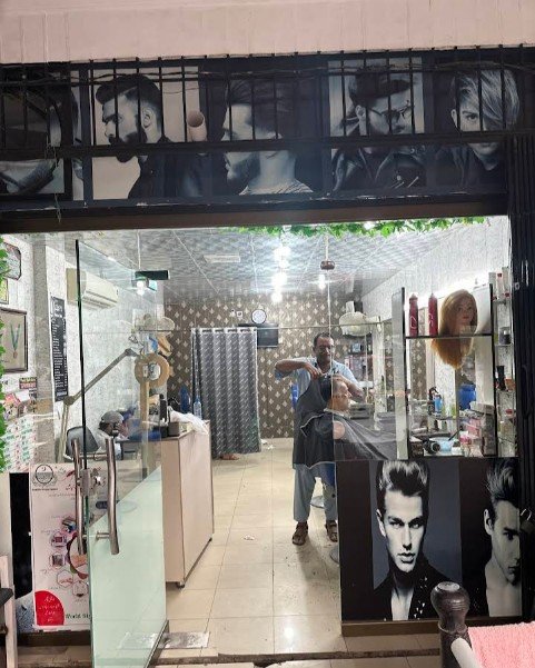WORLD STYLE SALOON for MENS and ladies