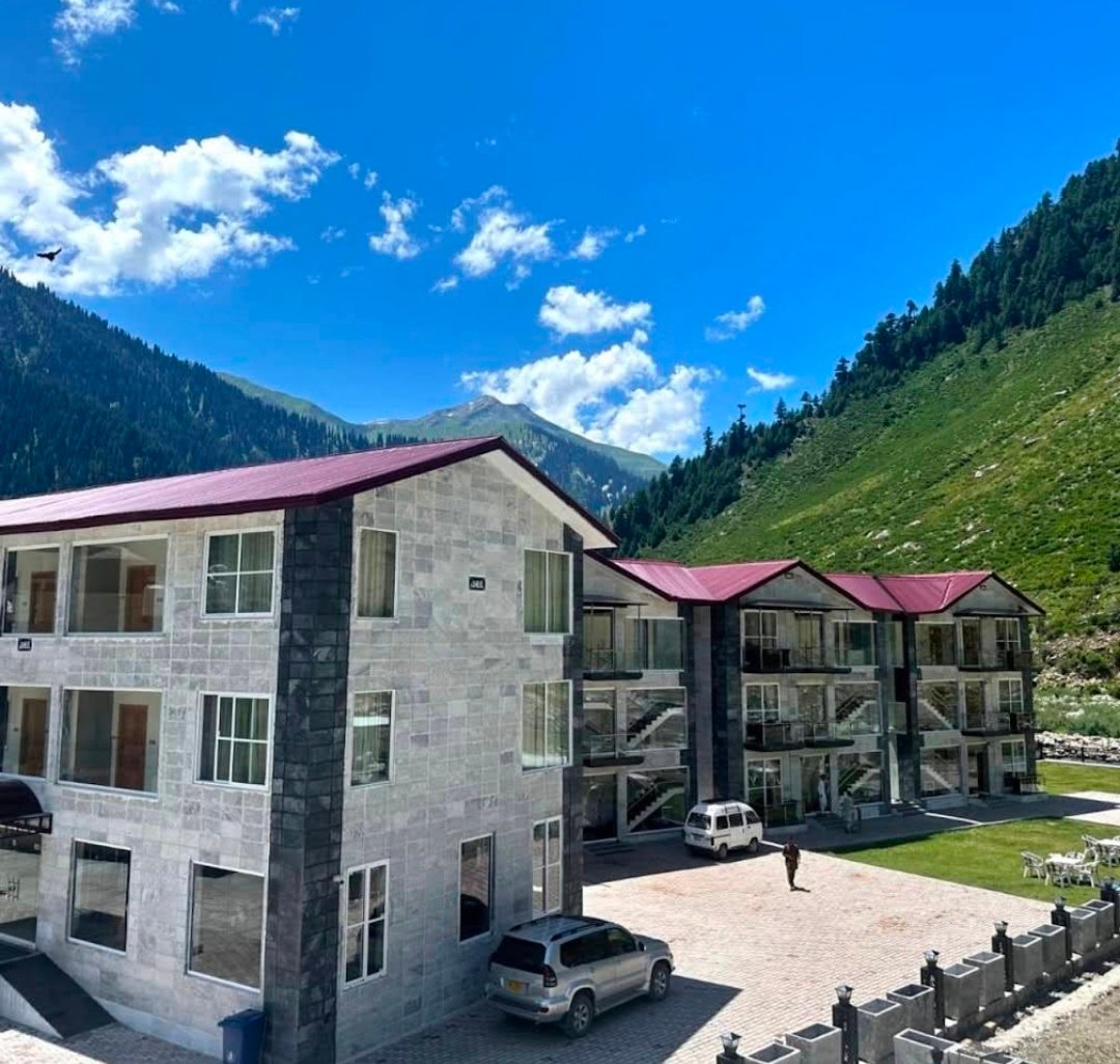 Kunhar Hotel