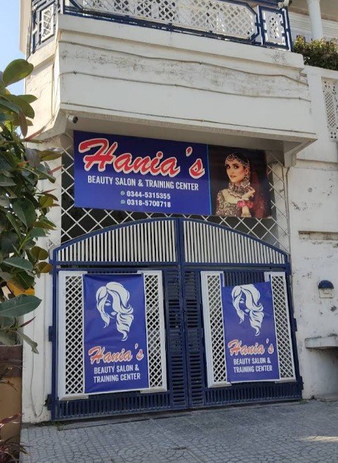 Hanias Salon