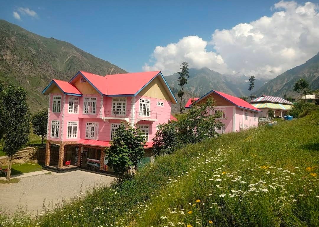 New Lalazar Hotel
