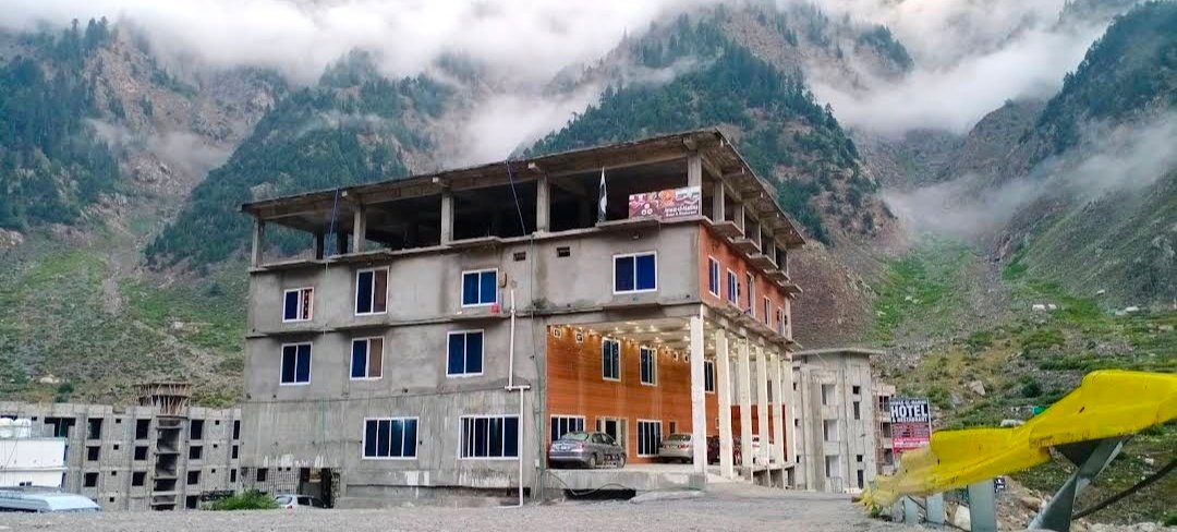 Anwar ul Madina Hotel and Restaurant