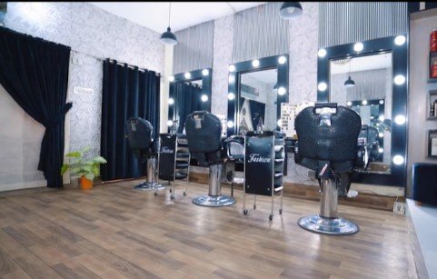 Glamz Beauty Saloon