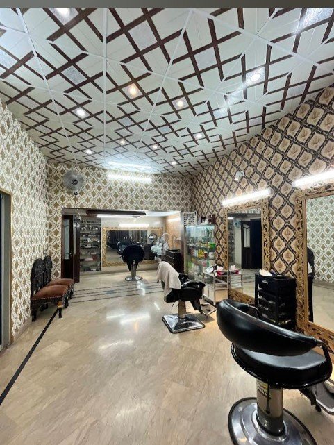 Fameluxe Beauty Salon