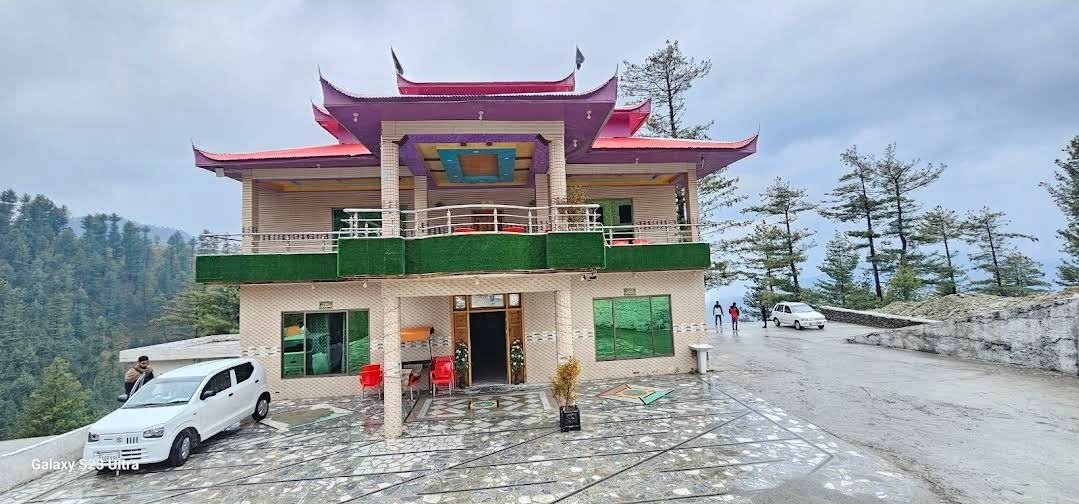 Lawrence View Hotel Malam Jabba