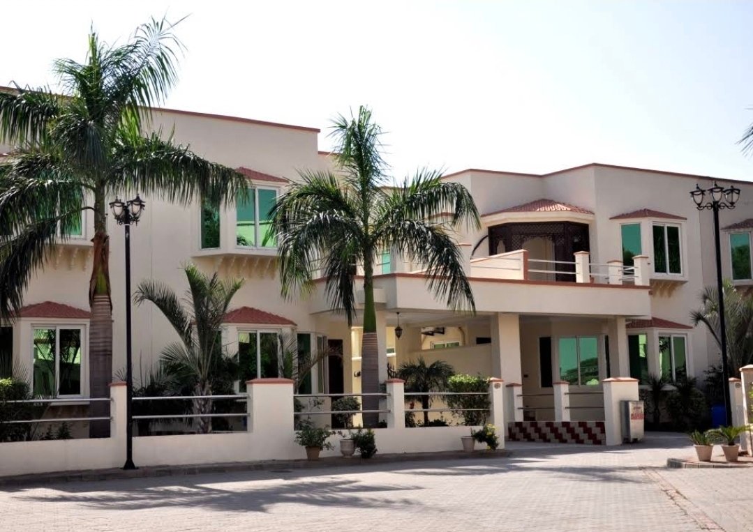 Mirpur Apartments and Hotel dina