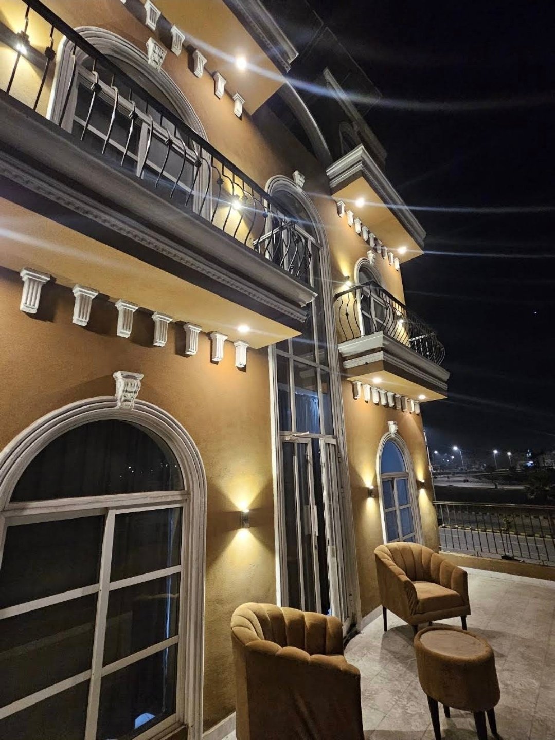 SH Residence and Apartments