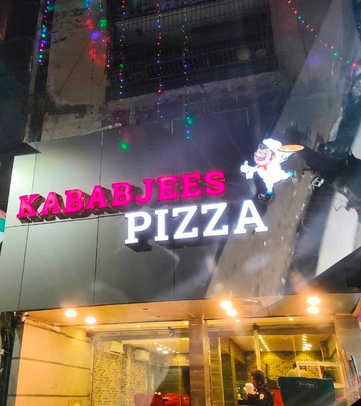 Kababjees Pizza
