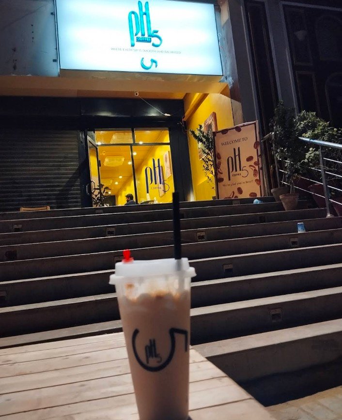 Ph5 coffee shop