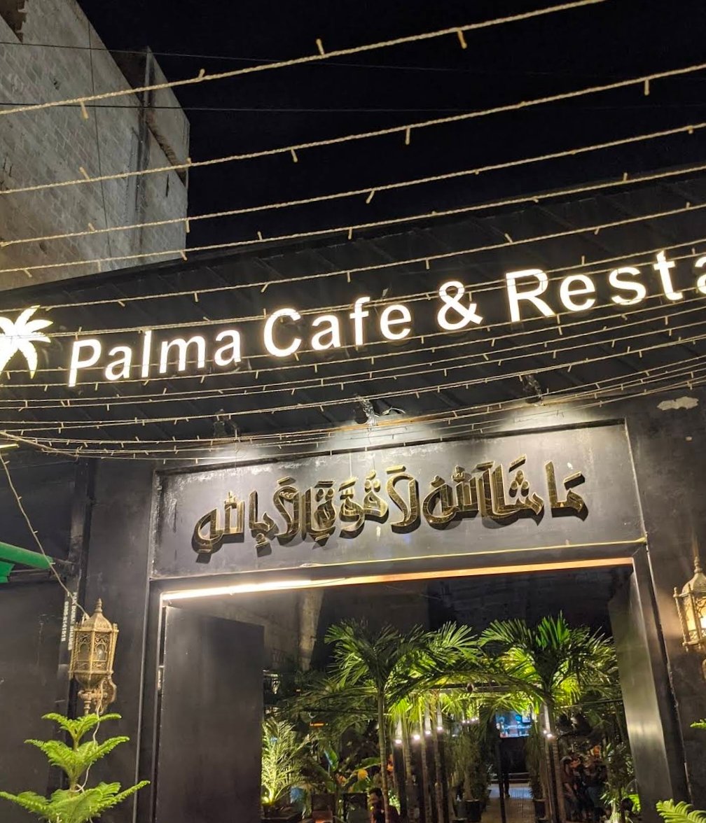 Palm Cafe & Restaurant
