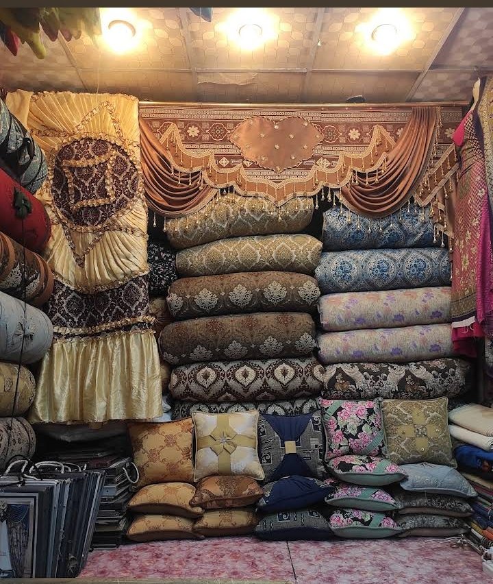 Super star parda and clothes house