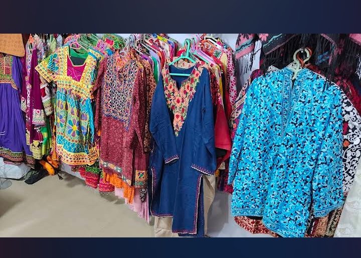 Karimabad Bazar