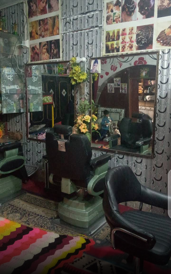 Mansi Beauty Parlor