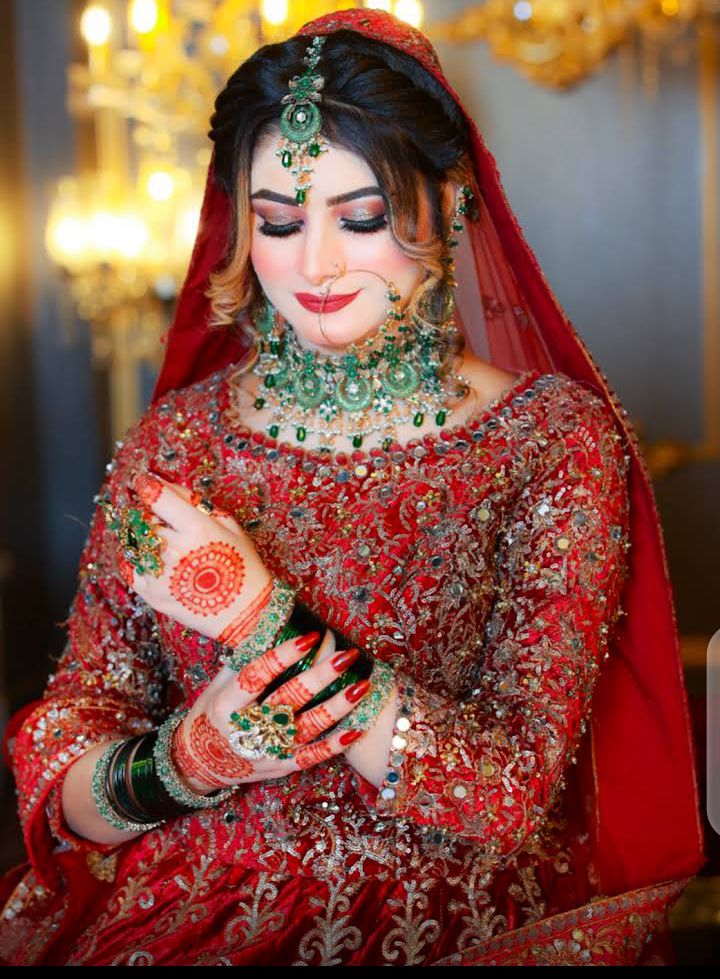 Max Glamour Beauty Salon & Training Centre