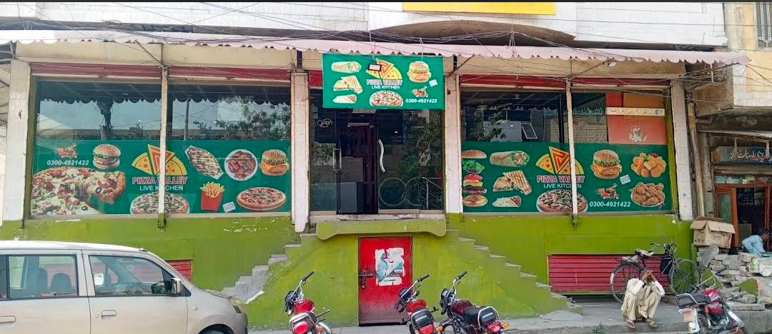 Pizza valley live kitchen