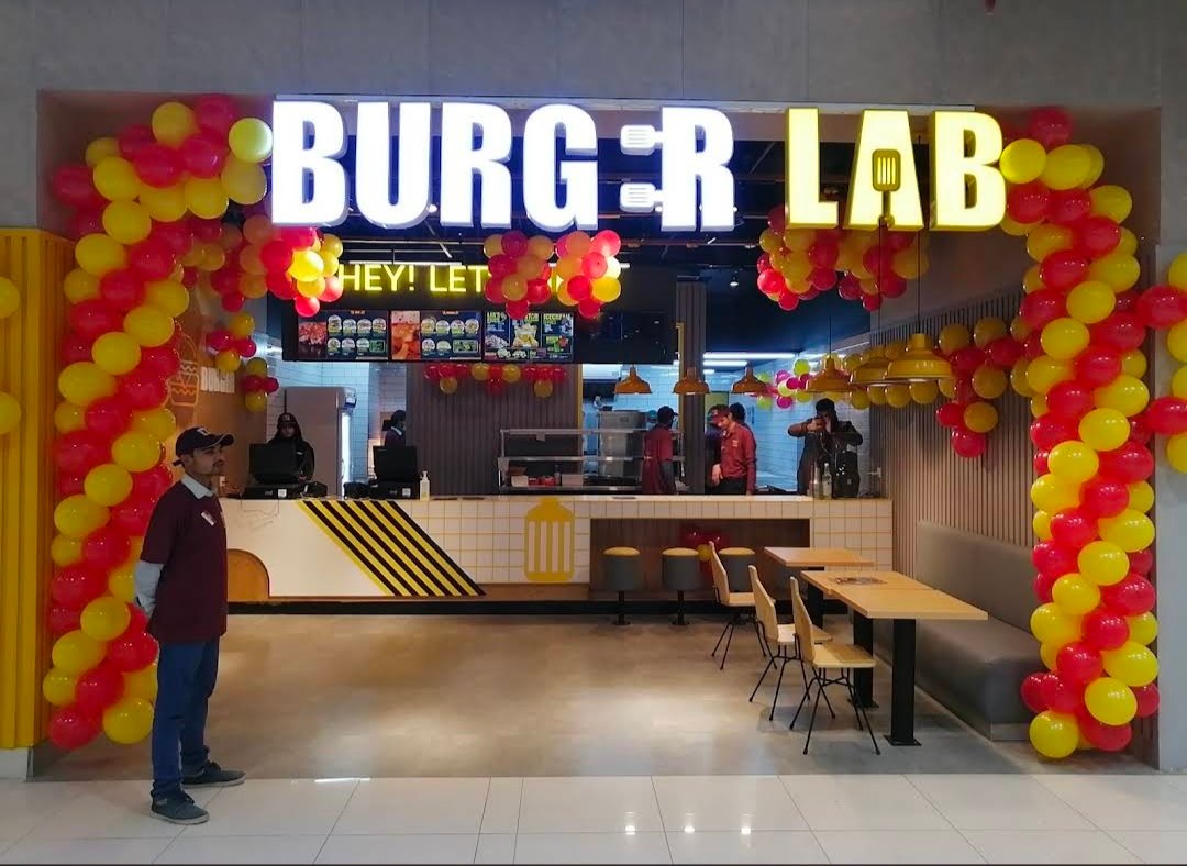 Burger Lab lyallpur Galleria Mall Faisalabad