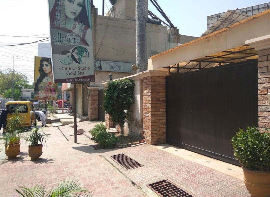 Alle'nora Annie's Signature Salon Faisalabad
