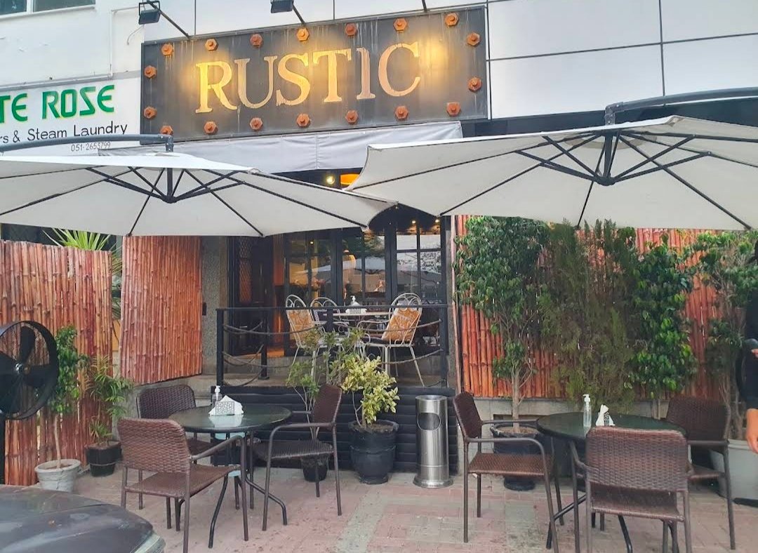 Cafe Rustic