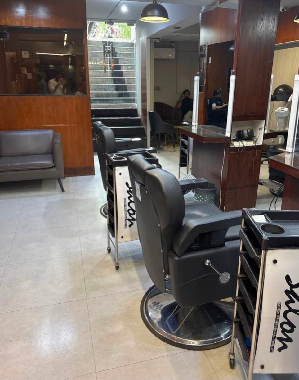 HairSense Men's Hair Salon Islamabad