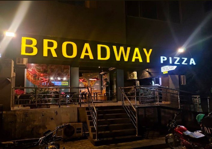 Broadway Pizza - G11