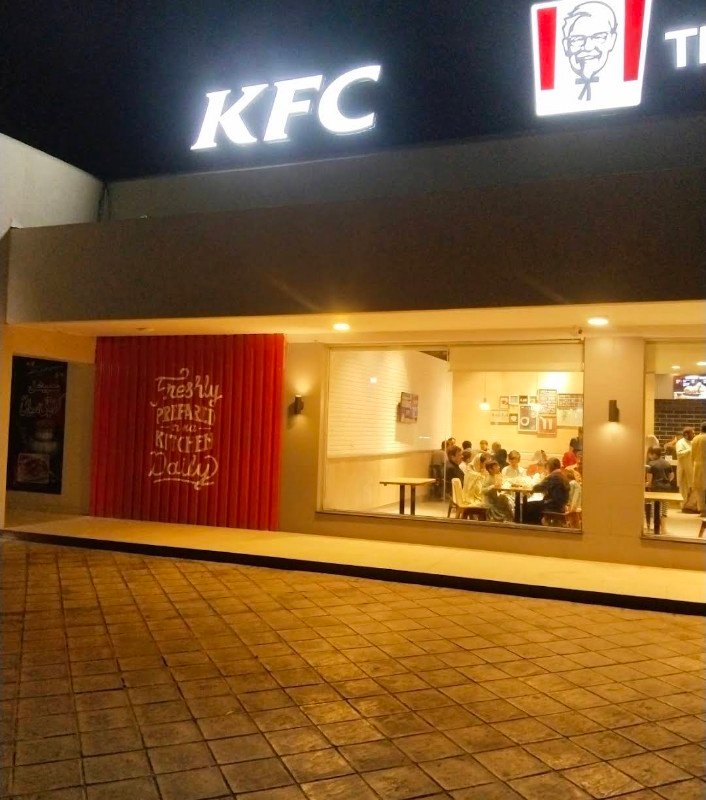 KFC sail Rd rest area