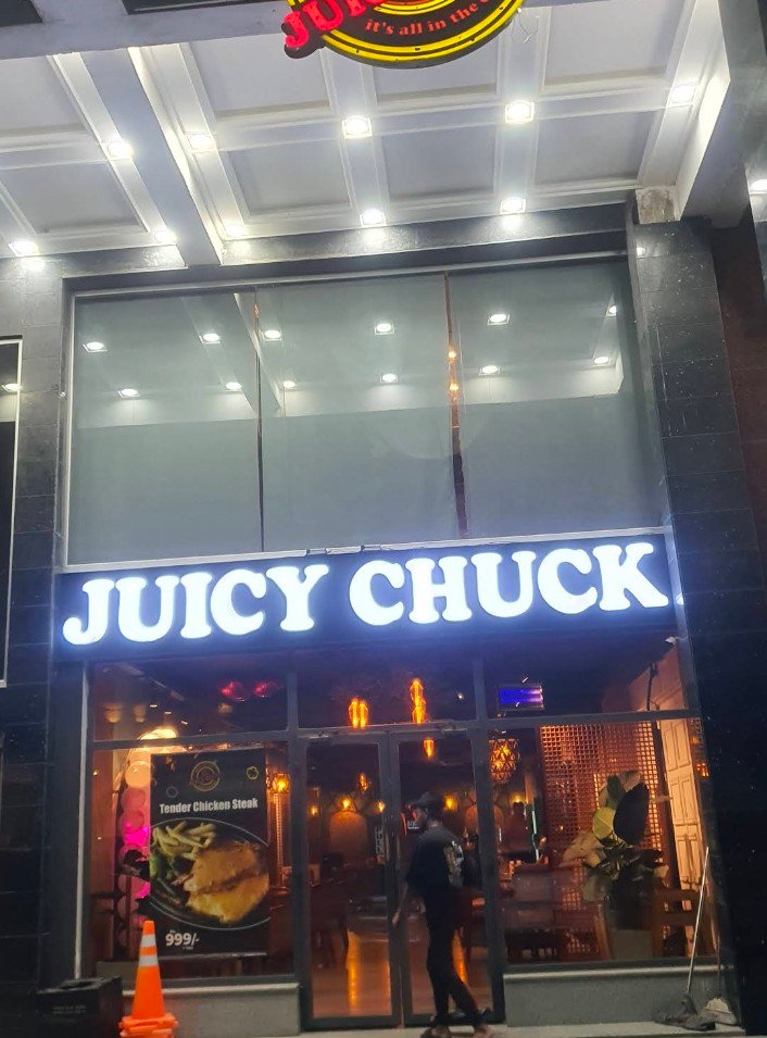 Juicy Chuck Lake City