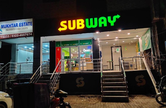 Subway - Izmir Town
